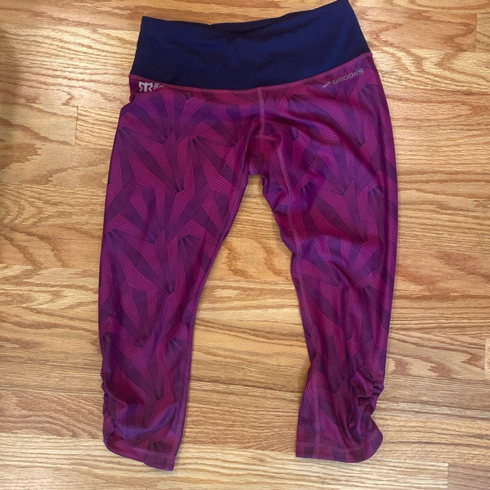 Brooks capri leggings XS